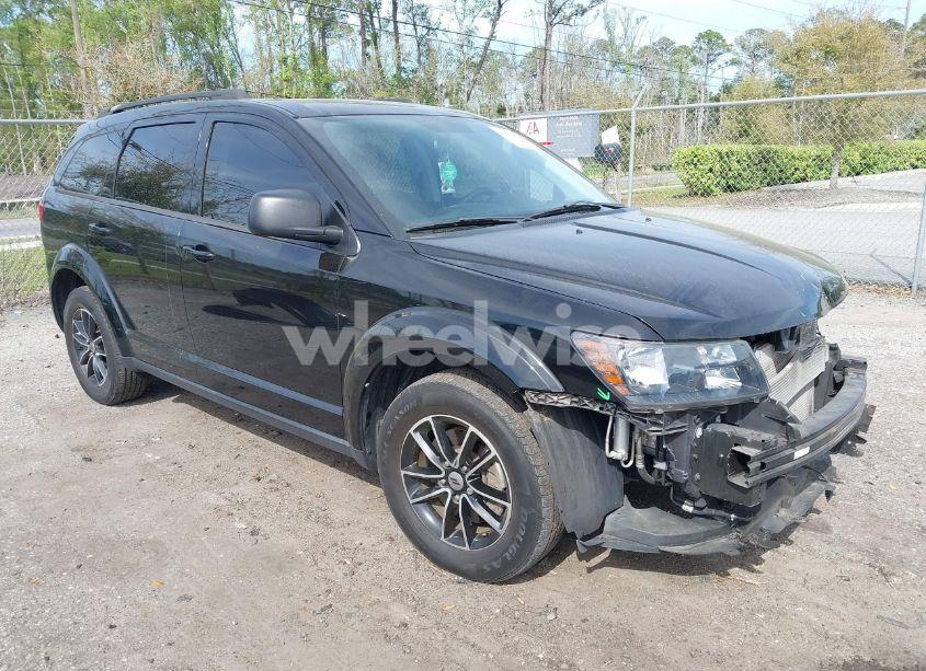 2018 Dodge Journey SE (VIN 3C4PDCAB8JT274099) main photo