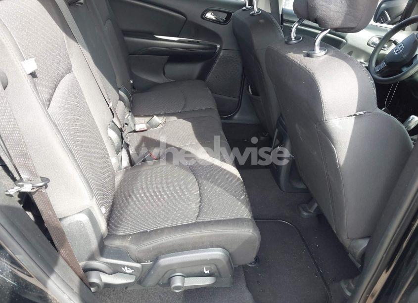 Photo 8 of 2018 Dodge Journey SE (VIN 3C4PDCAB8JT274099)