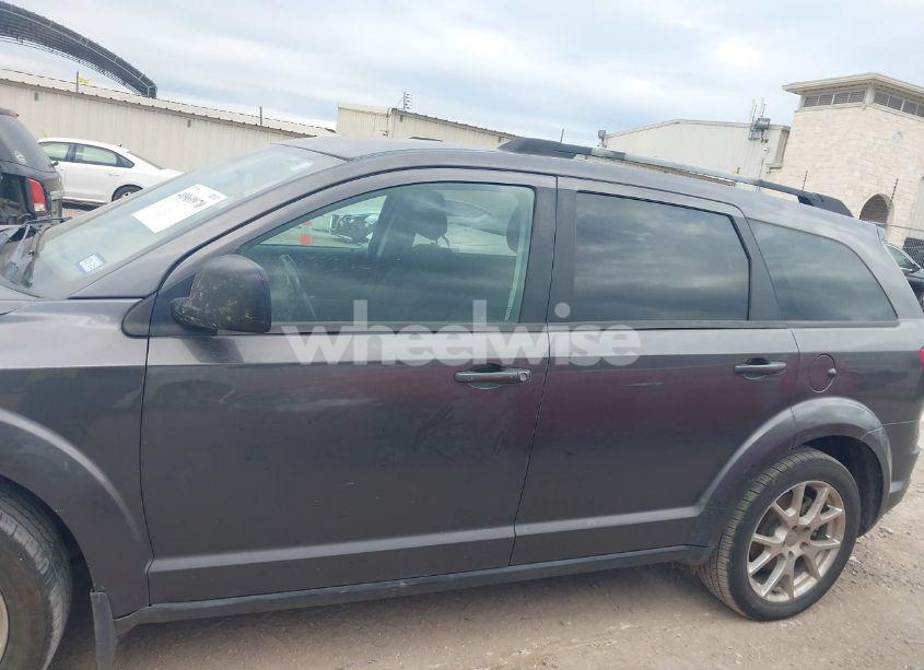 Photo 15 of 2018 Dodge Journey SE (VIN 3C4PDCAB8JT275480)