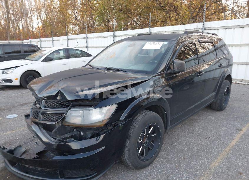 Photo 2 of 2018 Dodge Journey SE (VIN 3C4PDCAB8JT295146)