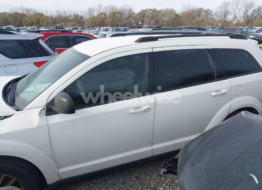 Photo 14 of 2018 Dodge Journey SE (VIN 3C4PDCAB8JT382500)