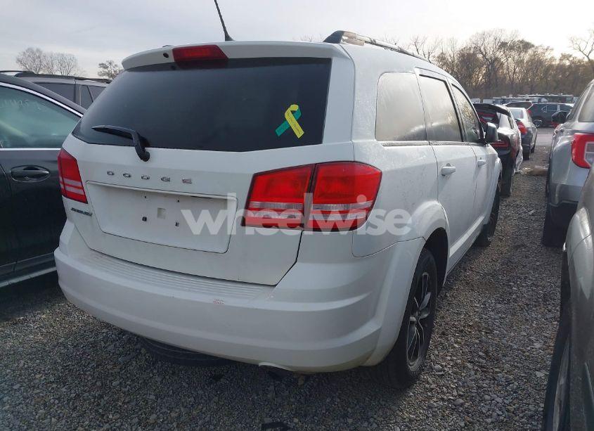 Photo 4 of 2018 Dodge Journey SE (VIN 3C4PDCAB8JT382500)