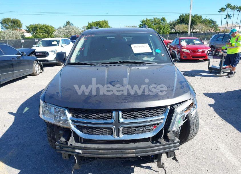 Photo 13 of 2018 Dodge Journey SE (VIN 3C4PDCAB8JT384411)