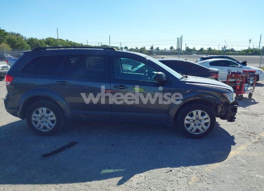 Photo 14 of 2018 Dodge Journey SE (VIN 3C4PDCAB8JT384411)