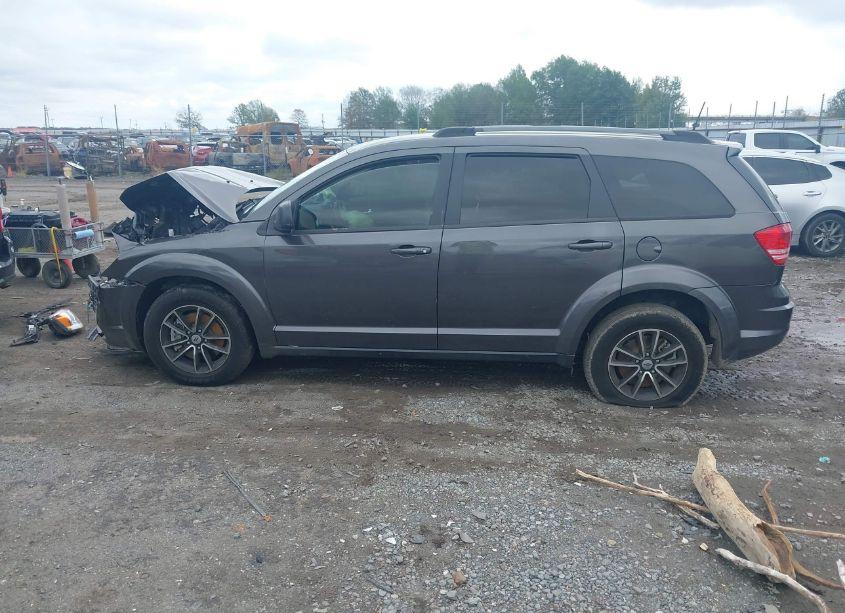 Photo 14 of 2018 Dodge Journey SE (VIN 3C4PDCAB8JT444106)