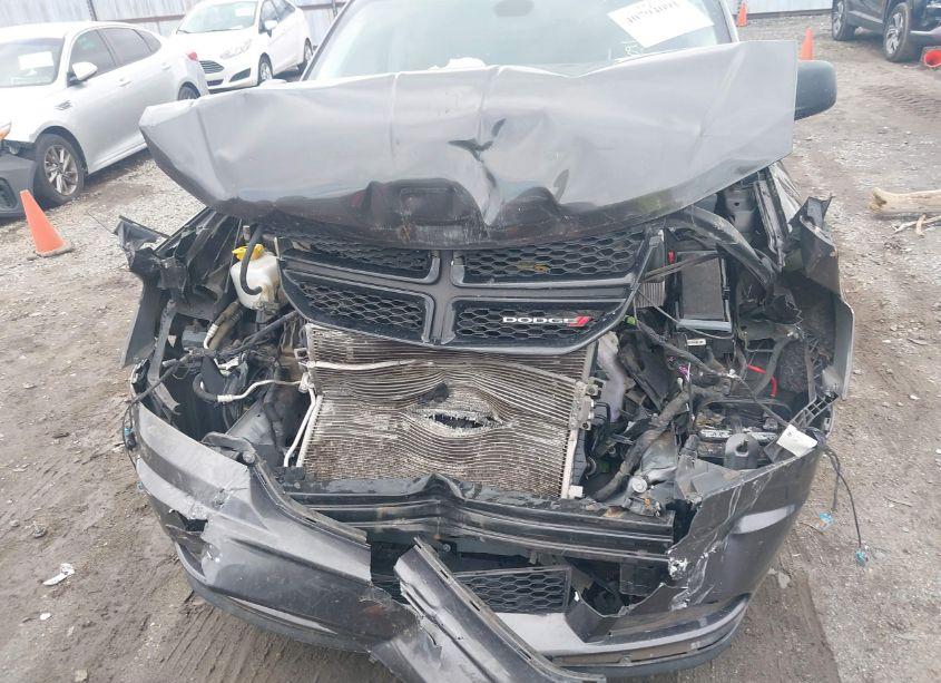 Photo 6 of 2018 Dodge Journey SE (VIN 3C4PDCAB8JT444106)