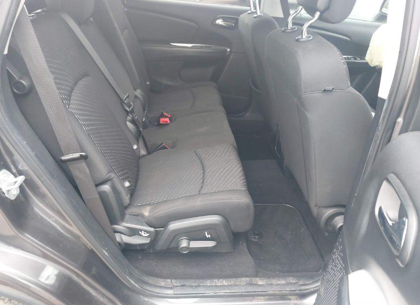 Photo 8 of 2018 Dodge Journey SE (VIN 3C4PDCAB8JT444106)