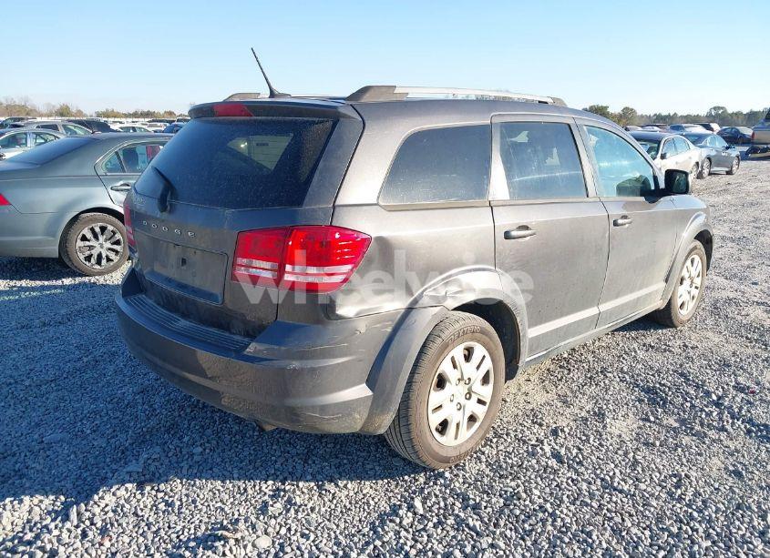 Photo 6 of 2018 Dodge Journey SE (VIN 3C4PDCAB8JT444574)