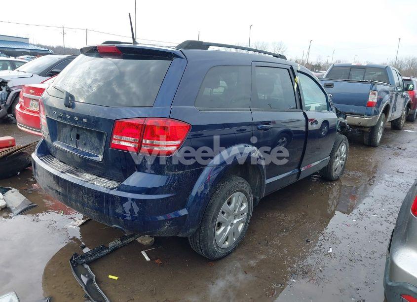 Photo 4 of 2018 Dodge Journey SE (VIN 3C4PDCAB8JT496111)