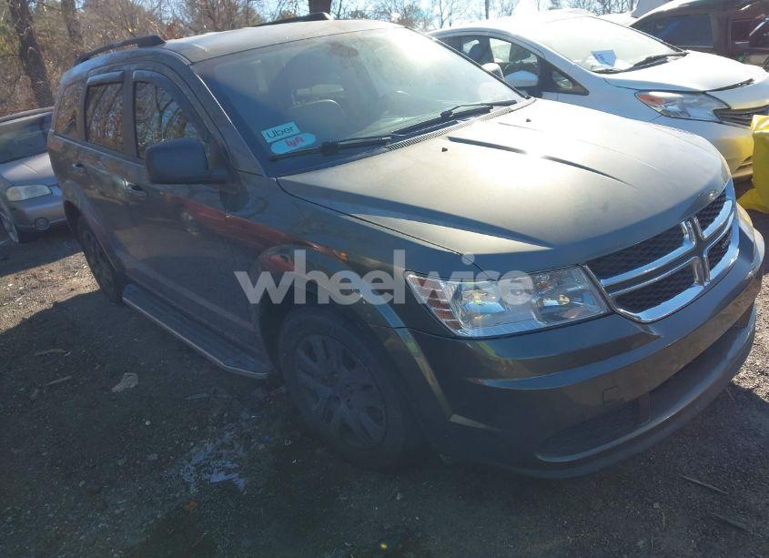 2018 Dodge Journey SE (VIN 3C4PDCAB8JT507673) main photo