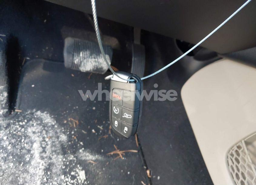 Photo 10 of 2018 Dodge Journey SE (VIN 3C4PDCAB8JT507673)