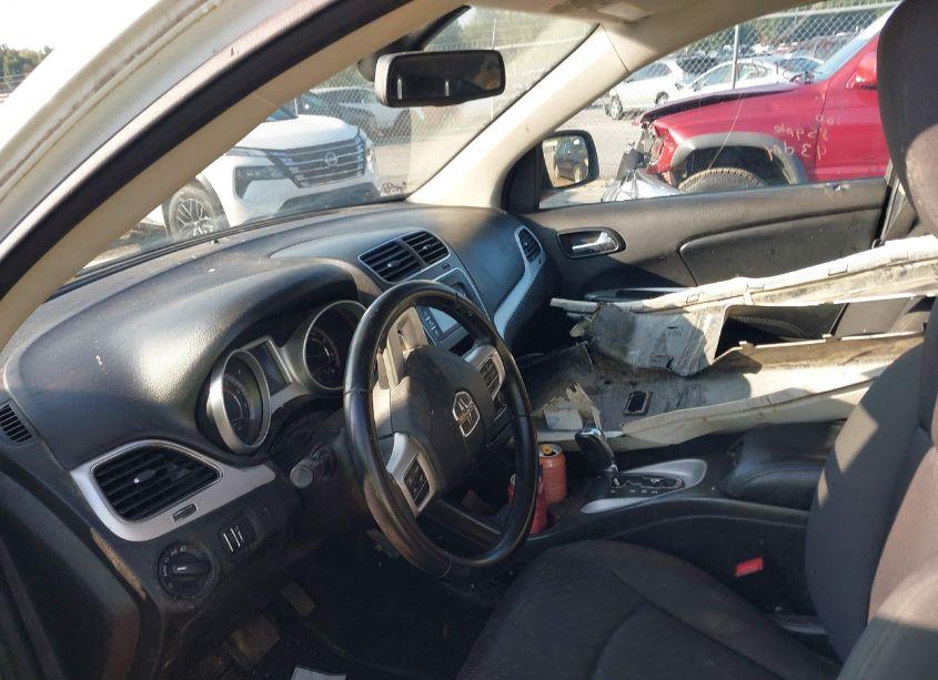 Photo 5 of 2018 Dodge Journey SE (VIN 3C4PDCAB8JT519578)