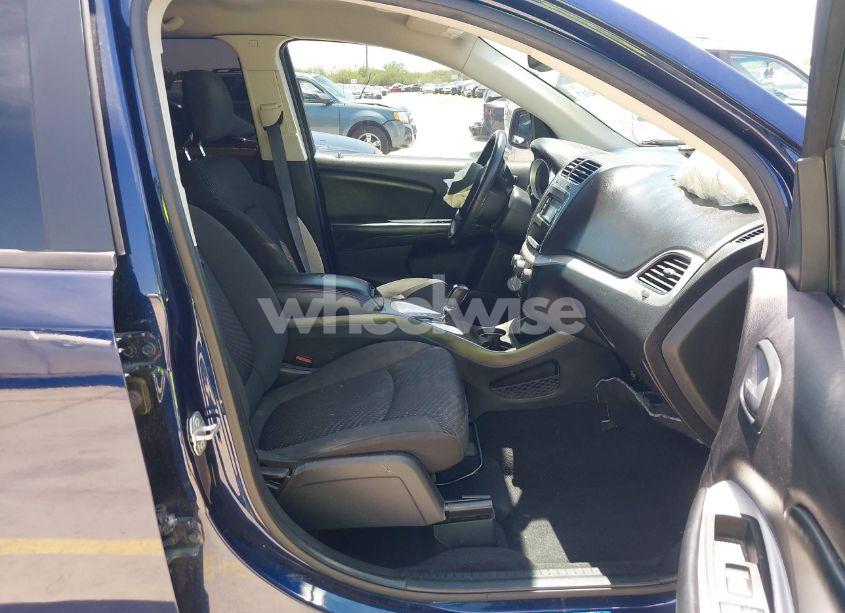 Photo 5 of 2018 Dodge Journey SE (VIN 3C4PDCAB8JT529897)