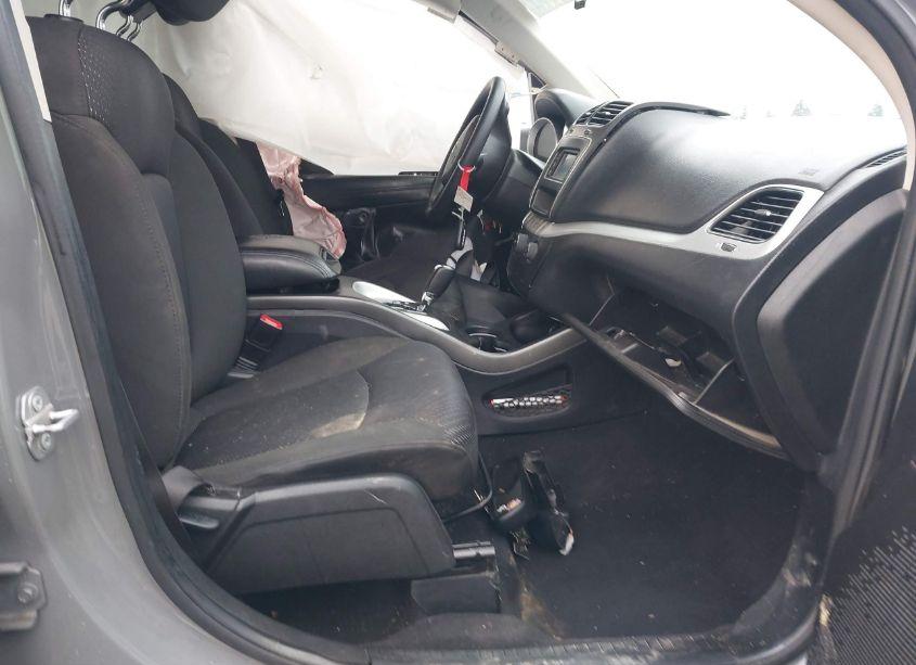 Photo 5 of 2019 Dodge Journey SE VALUE PACKAGE (VIN 3C4PDCAB8KT744407)