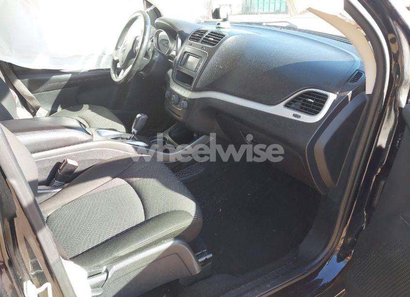 Photo 5 of 2020 Dodge Journey SE VALUE (VIN 3C4PDCAB8LT271979)