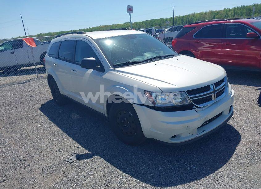 2014 Dodge Journey SE (VIN 3C4PDCAB9ET121415) main photo