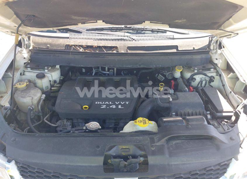 Photo 10 of 2014 Dodge Journey SE (VIN 3C4PDCAB9ET121415)