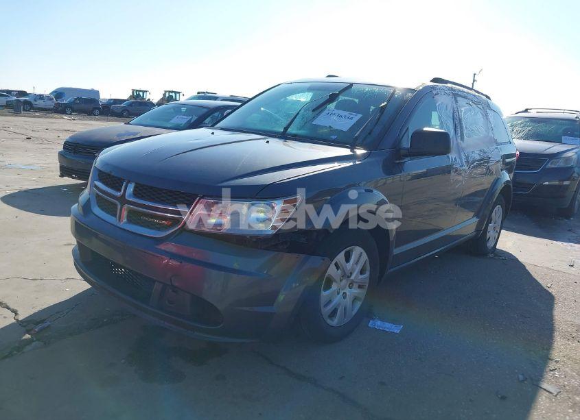 Photo 2 of 2014 Dodge Journey SE (VIN 3C4PDCAB9ET173305)