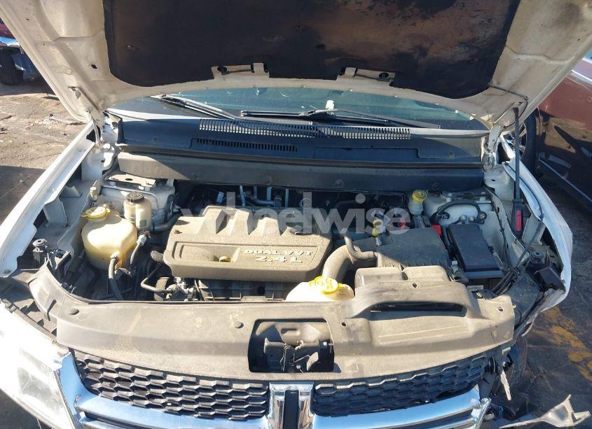 Photo 10 of 2016 Dodge Journey SE (VIN 3C4PDCAB9GT134264)