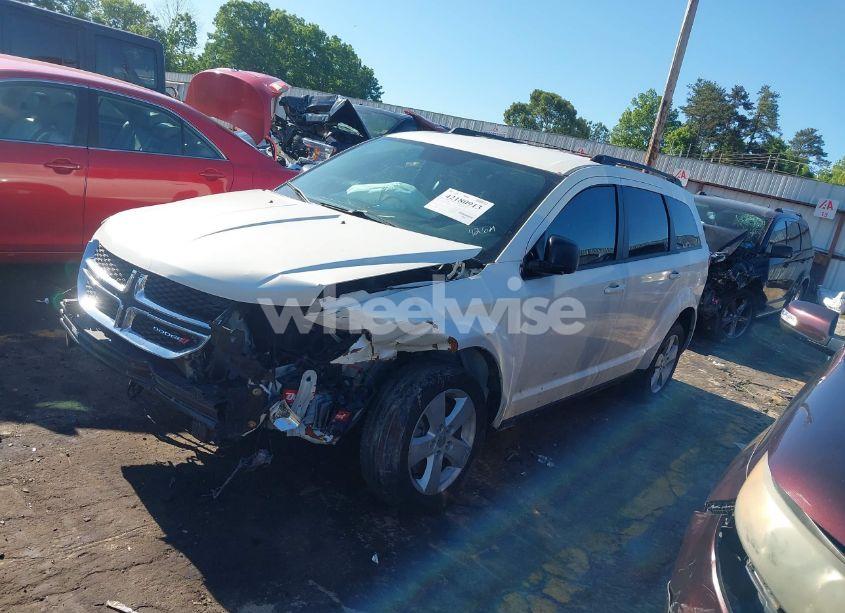 Photo 2 of 2016 Dodge Journey SE (VIN 3C4PDCAB9GT134264)