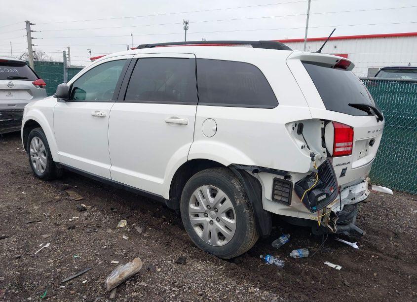 Photo 3 of 2016 Dodge Journey SE (VIN 3C4PDCAB9GT146706)