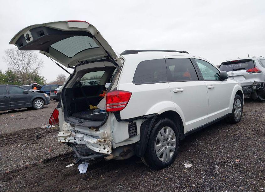 Photo 4 of 2016 Dodge Journey SE (VIN 3C4PDCAB9GT146706)