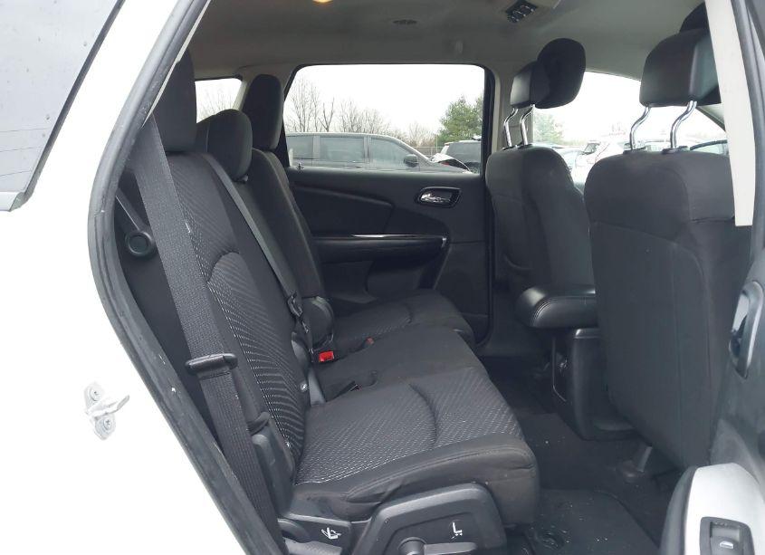 Photo 8 of 2016 Dodge Journey SE (VIN 3C4PDCAB9GT146706)