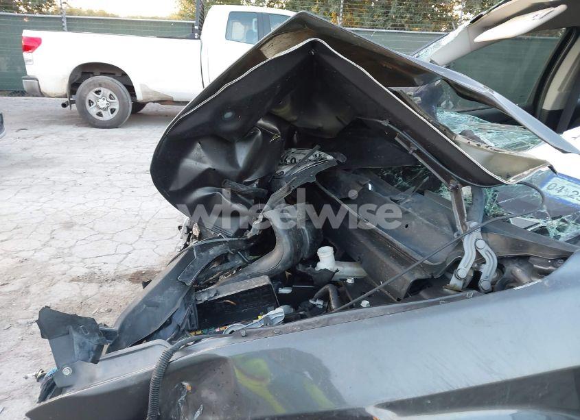 Photo 10 of 2016 Dodge Journey SE (VIN 3C4PDCAB9GT162419)