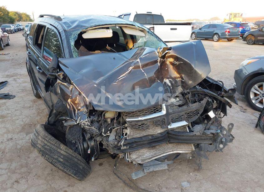 Photo 6 of 2016 Dodge Journey SE (VIN 3C4PDCAB9GT162419)