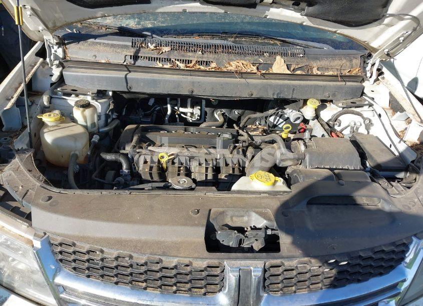 Photo 10 of 2016 Dodge Journey SE (VIN 3C4PDCAB9GT223445)