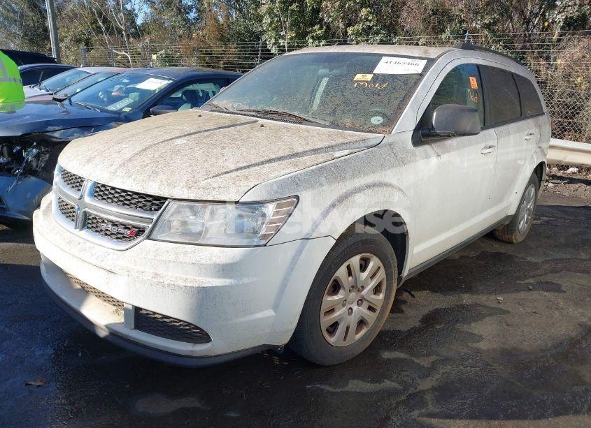 Photo 2 of 2016 Dodge Journey SE (VIN 3C4PDCAB9GT223445)
