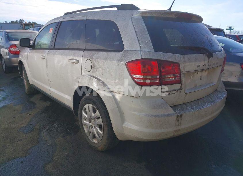 Photo 3 of 2016 Dodge Journey SE (VIN 3C4PDCAB9GT223445)