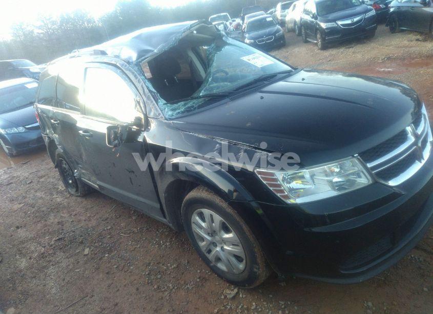 2017 Dodge Journey SE (VIN 3C4PDCAB9HT545326) main photo