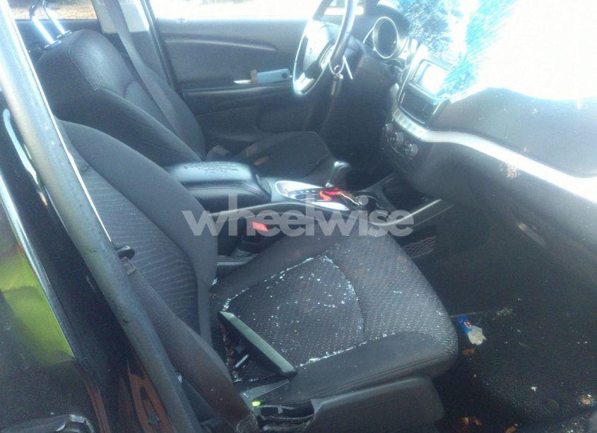 Photo 5 of 2017 Dodge Journey SE (VIN 3C4PDCAB9HT545326)