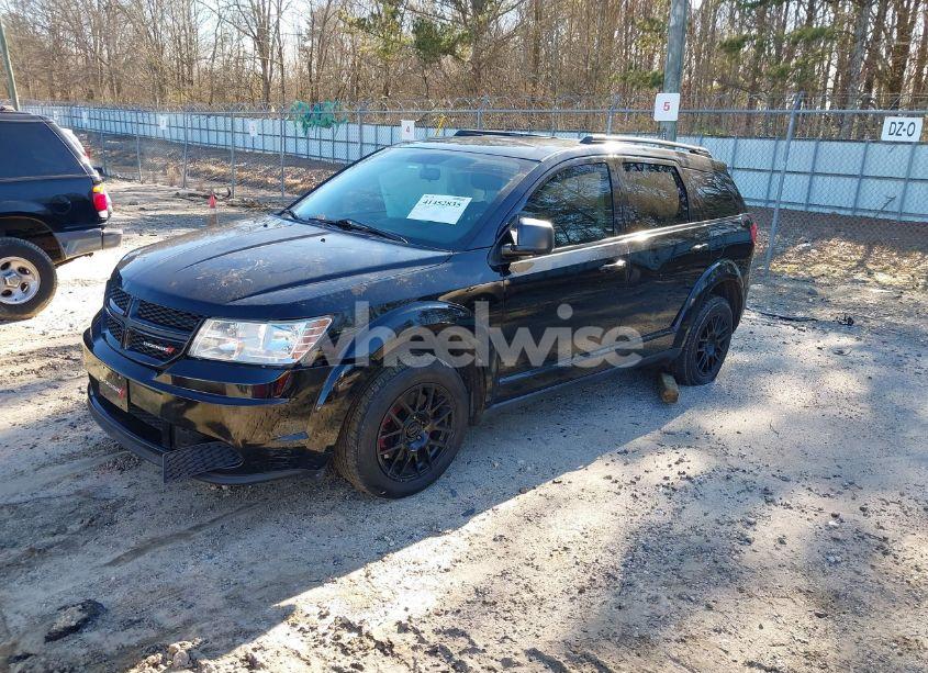 Photo 2 of 2017 Dodge Journey SE (VIN 3C4PDCAB9HT573210)
