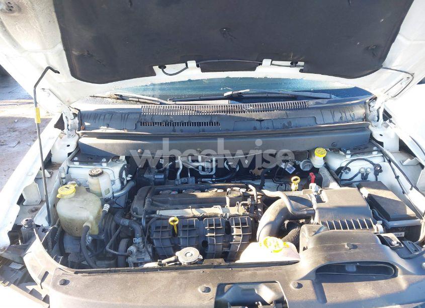 Photo 10 of 2017 Dodge Journey SE (VIN 3C4PDCAB9HT608134)