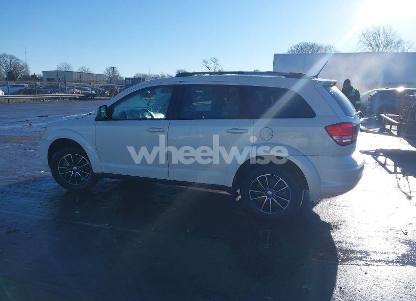 Photo 14 of 2017 Dodge Journey SE (VIN 3C4PDCAB9HT608134)