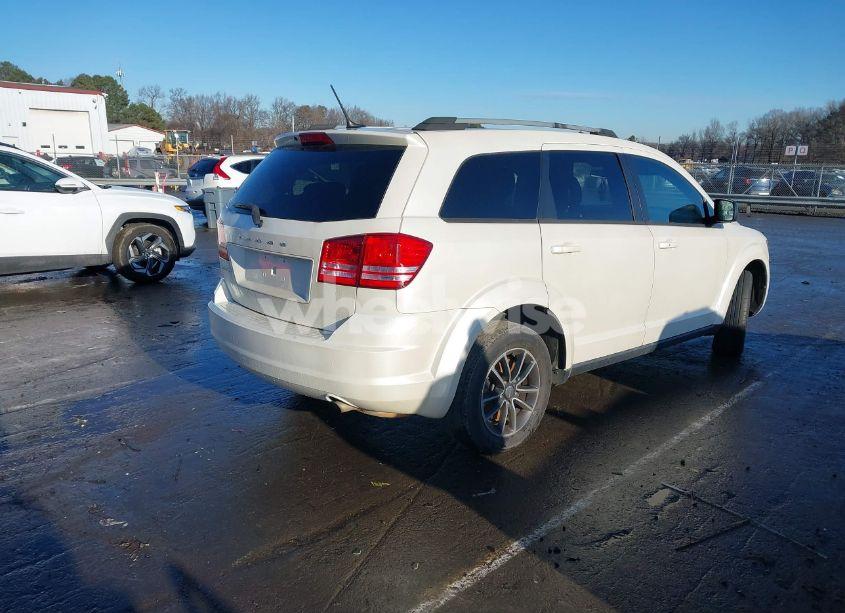 Photo 4 of 2017 Dodge Journey SE (VIN 3C4PDCAB9HT608134)