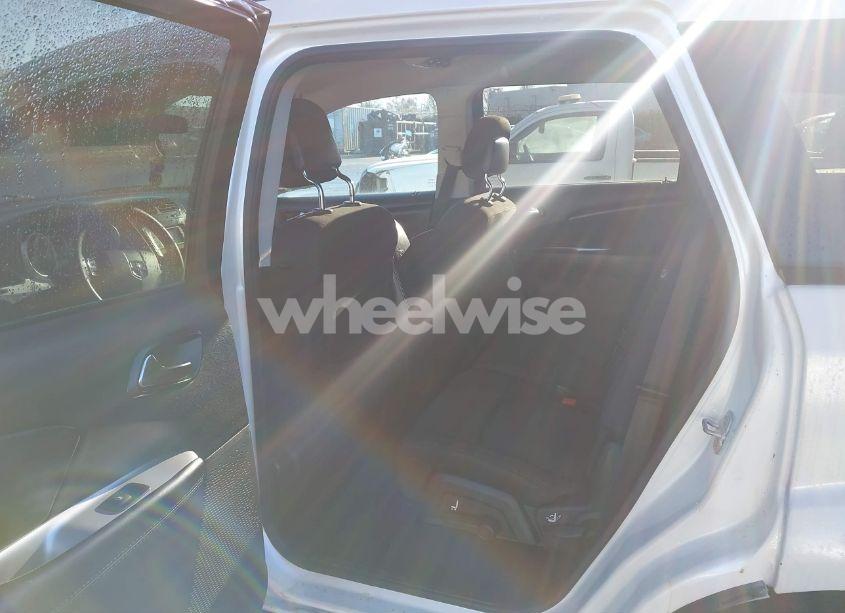 Photo 8 of 2017 Dodge Journey SE (VIN 3C4PDCAB9HT608134)