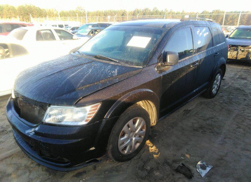 Photo 2 of 2017 Dodge Journey SE (VIN 3C4PDCAB9HT662274)