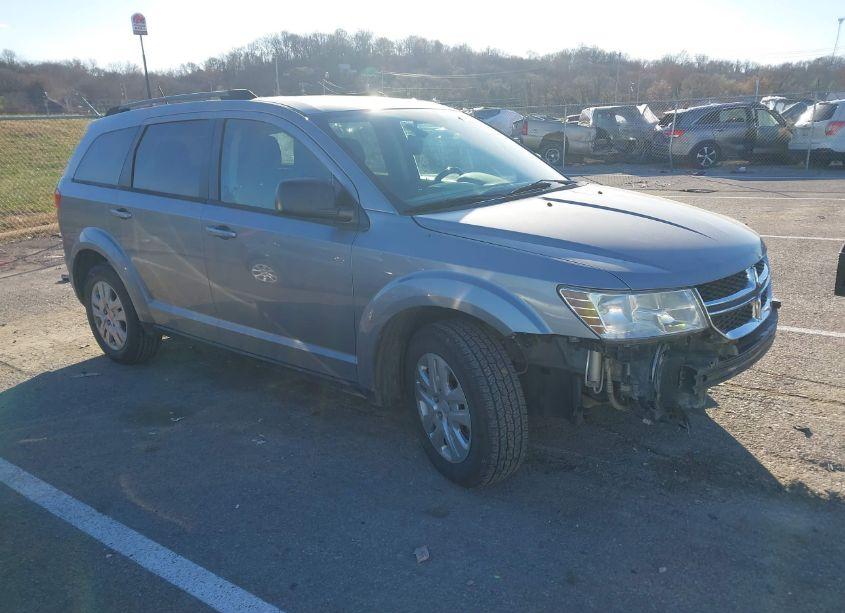 2017 Dodge Journey SE (VIN 3C4PDCAB9HT673324) main photo