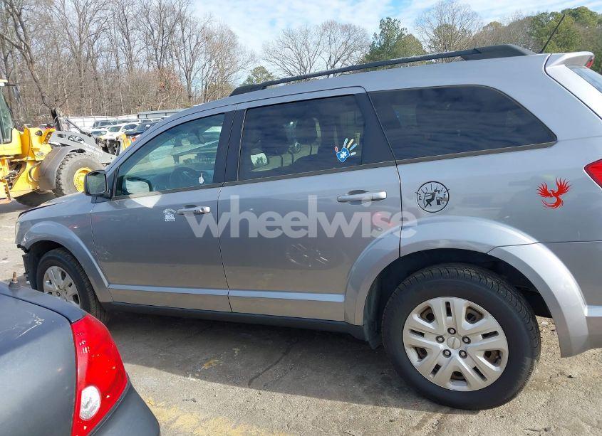 Photo 14 of 2017 Dodge Journey SE (VIN 3C4PDCAB9HT691614)