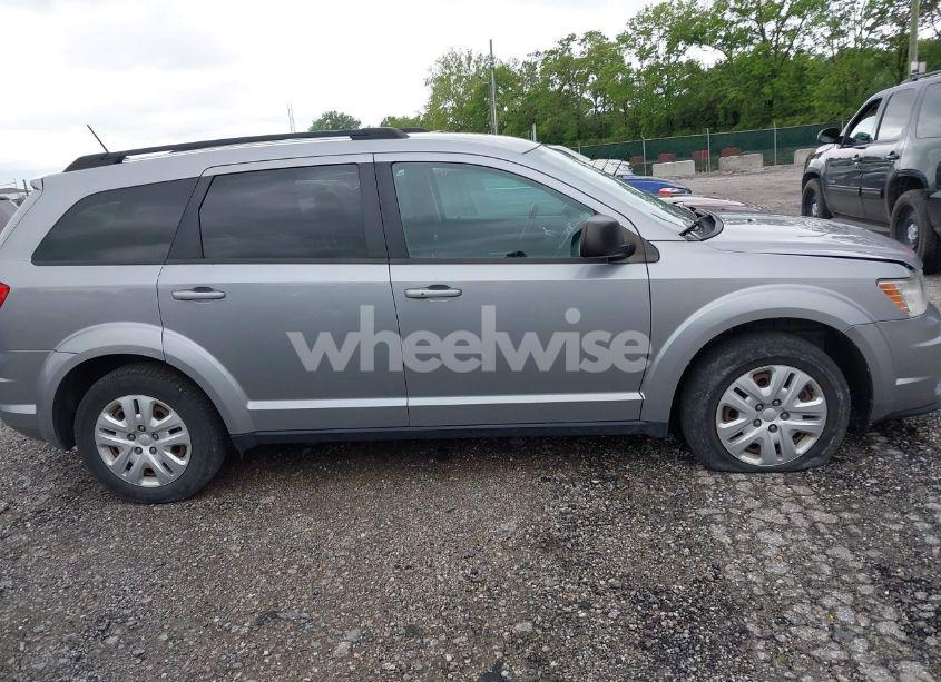 Photo 13 of 2017 Dodge Journey SE (VIN 3C4PDCAB9HT706564)