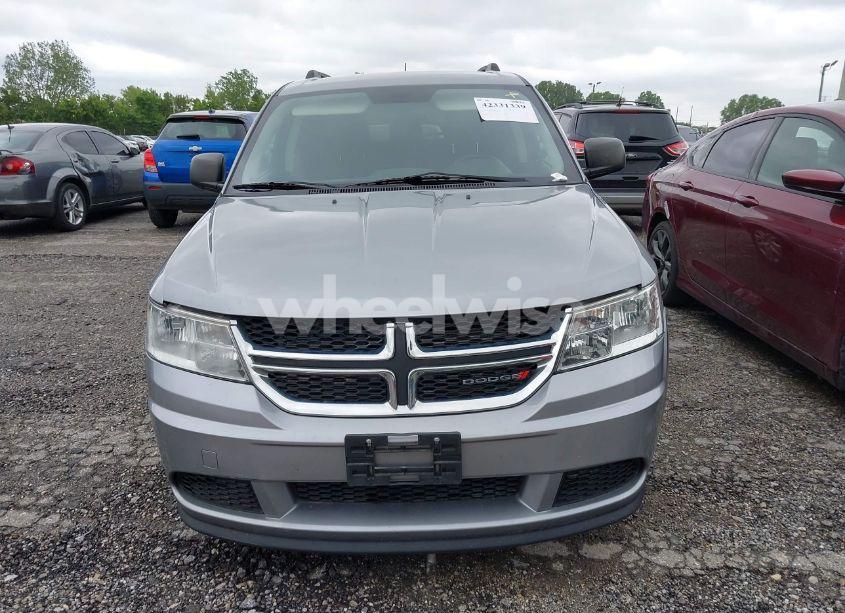 Photo 6 of 2017 Dodge Journey SE (VIN 3C4PDCAB9HT706564)