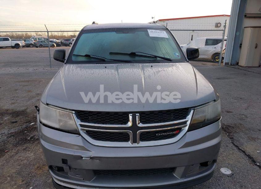 Photo 12 of 2018 Dodge Journey SE (VIN 3C4PDCAB9JT183214)