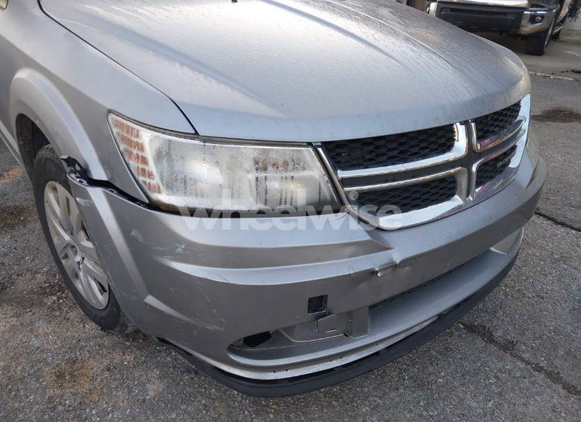 Photo 6 of 2018 Dodge Journey SE (VIN 3C4PDCAB9JT183214)