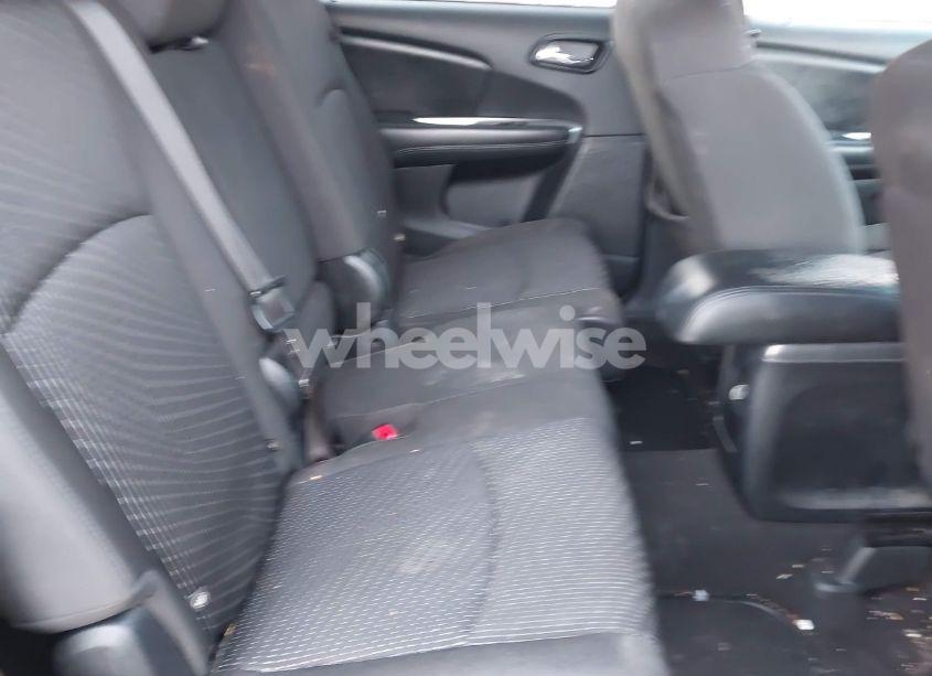 Photo 8 of 2018 Dodge Journey SE (VIN 3C4PDCAB9JT183214)