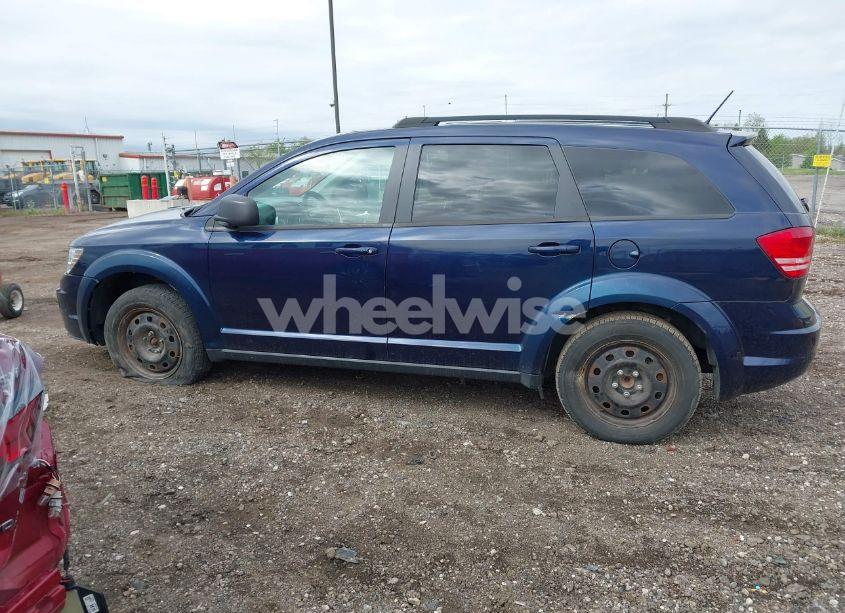 Photo 14 of 2018 Dodge Journey SE (VIN 3C4PDCAB9JT254038)