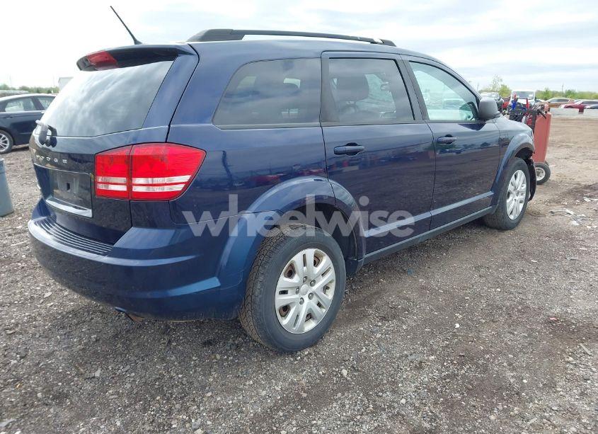 Photo 4 of 2018 Dodge Journey SE (VIN 3C4PDCAB9JT254038)