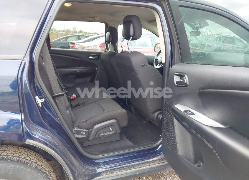 Photo 8 of 2018 Dodge Journey SE (VIN 3C4PDCAB9JT254038)